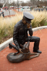 Kneeling Officer and K-9 - Police Memorial, Mount Holly, NC